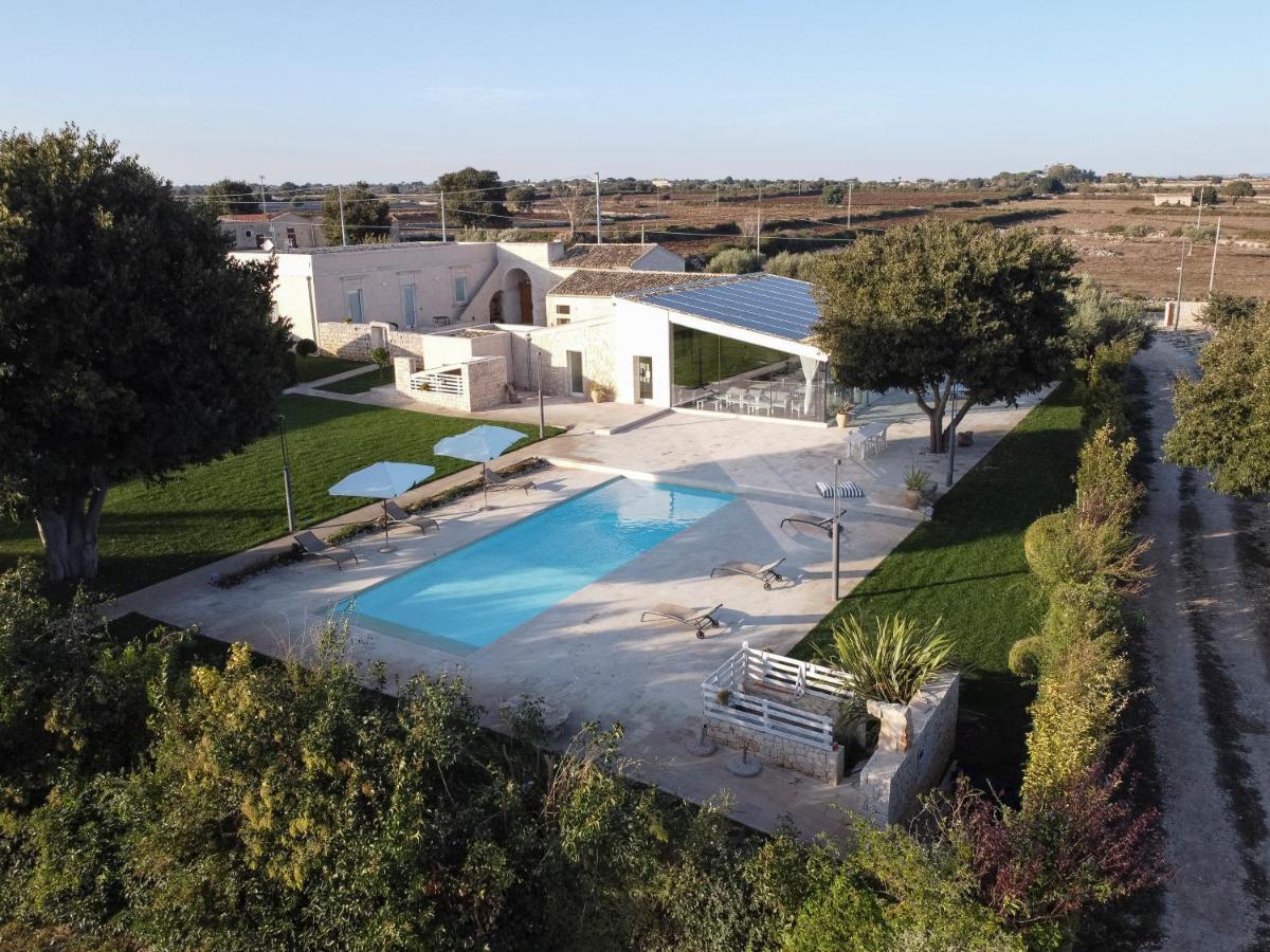 Stacci Rural Resort Modica Buitenkant foto