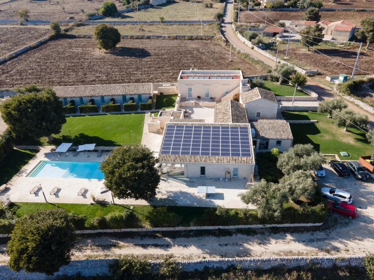Stacci Rural Resort Modica Buitenkant foto