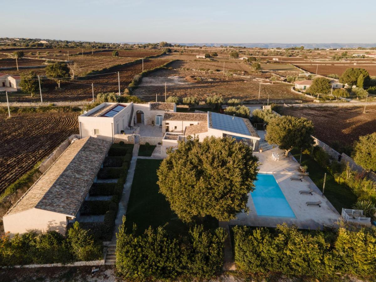 Stacci Rural Resort Modica Buitenkant foto
